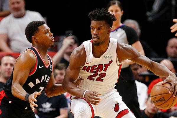  阿德巴约两双热火加时鏖战险胜猛龙  